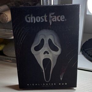 Ghost Face Highlighter Duo - Black & White Packaging- Glamlite